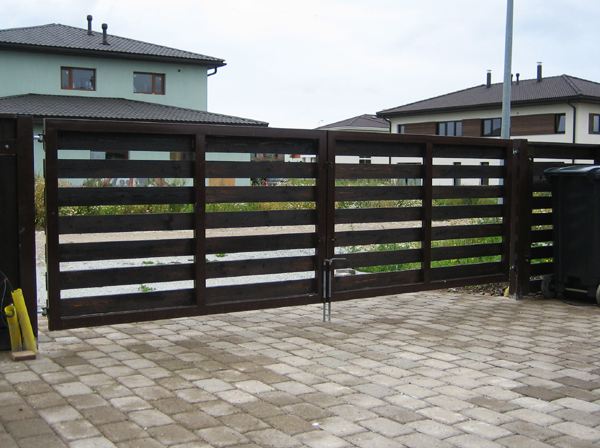 Autovärav maariividega