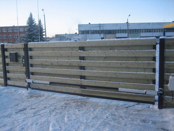 Aiaväravad automaatikaga